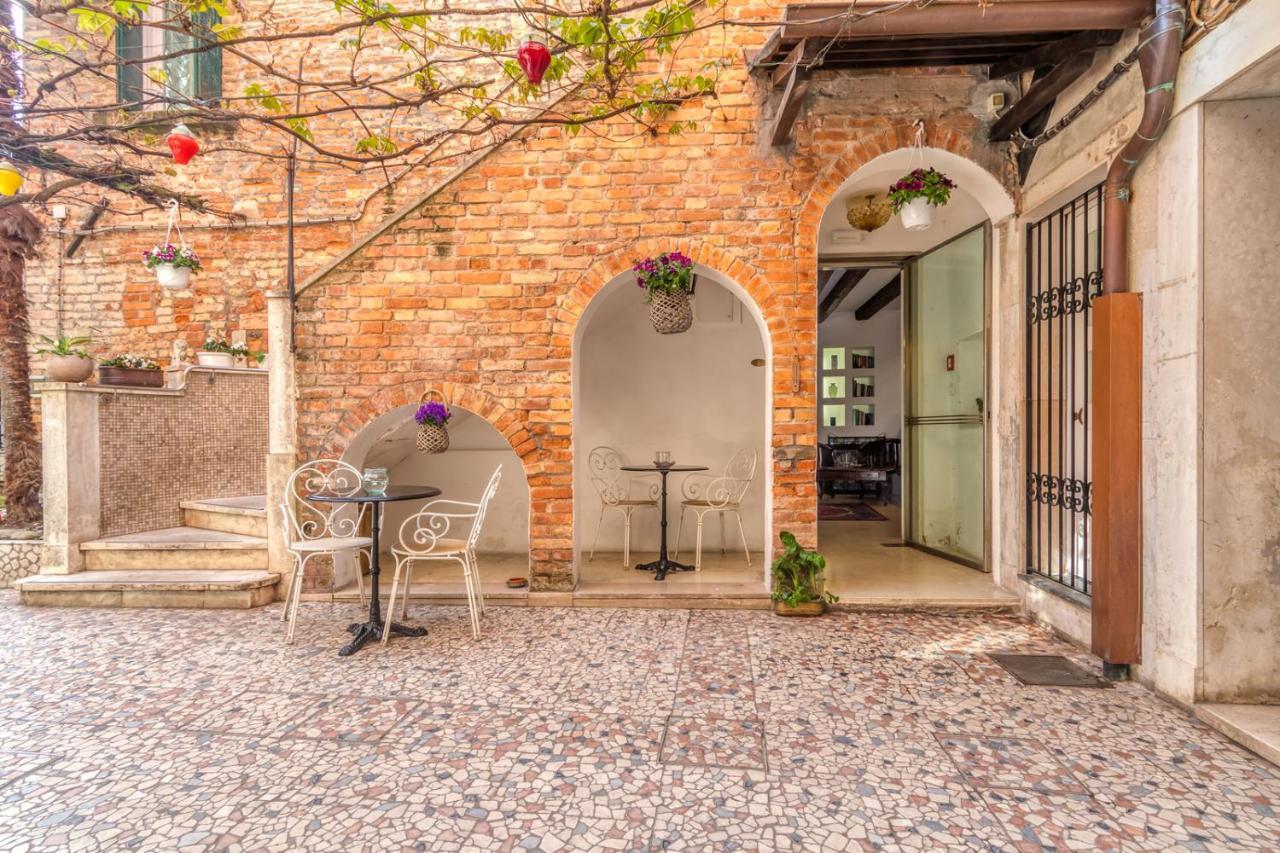 Hotel Casa Boccassini Venezia Eksteriør bilde