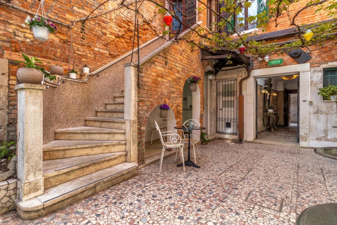 Hotel Casa Boccassini Venezia Eksteriør bilde