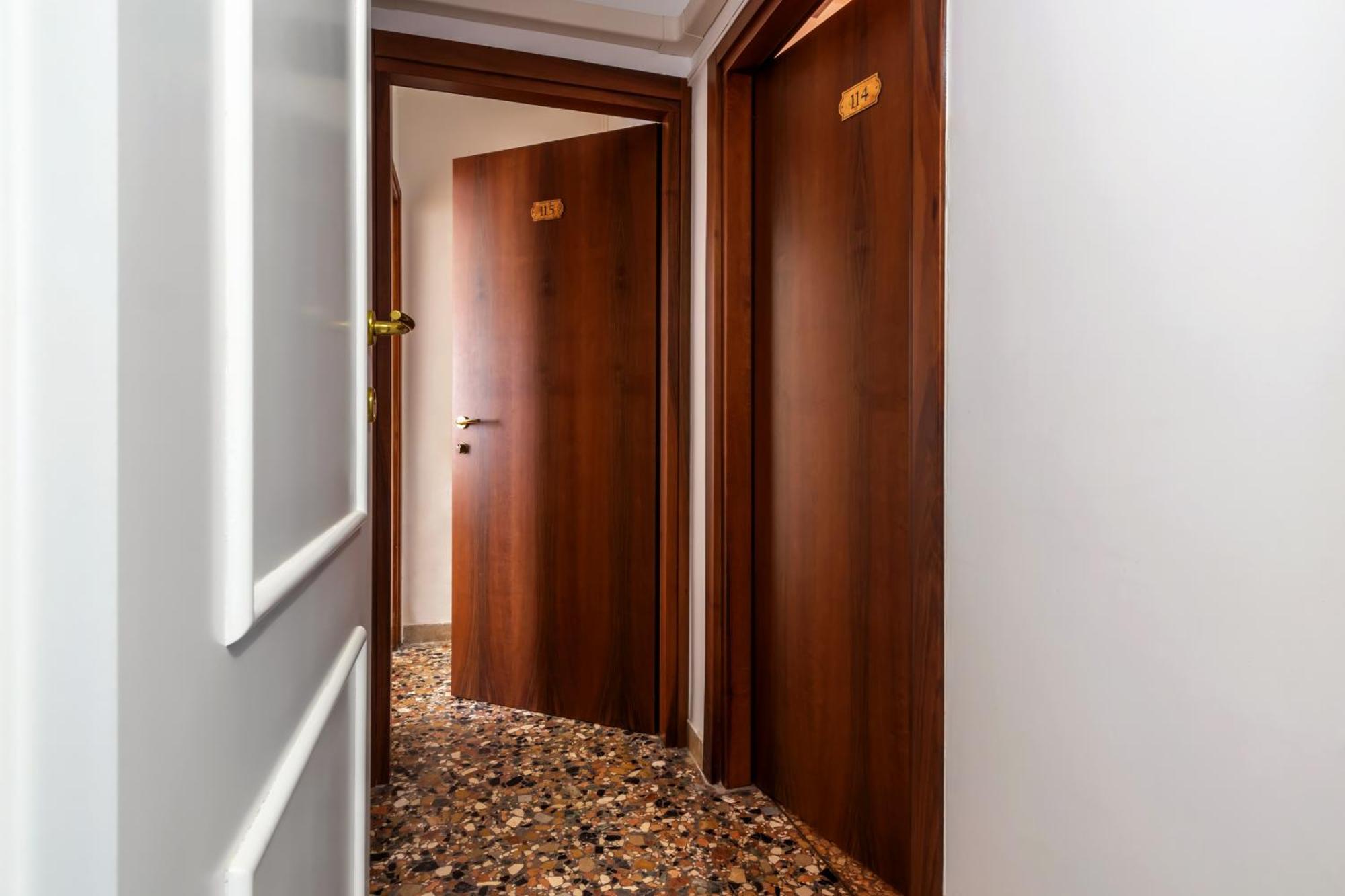 Hotel Casa Boccassini Venezia Eksteriør bilde